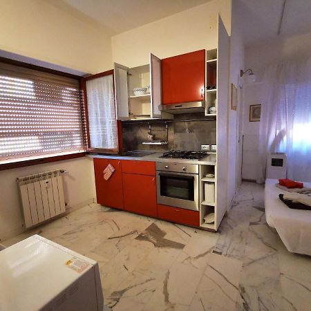 شقة Rouge Studio - 10 Min From Vatican المظهر الخارجي الصورة
